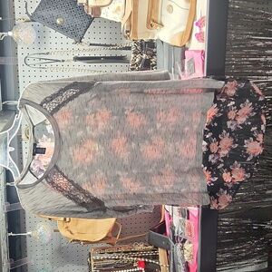 Rue 21 Floral Top Medium Gray Black Pink Purple